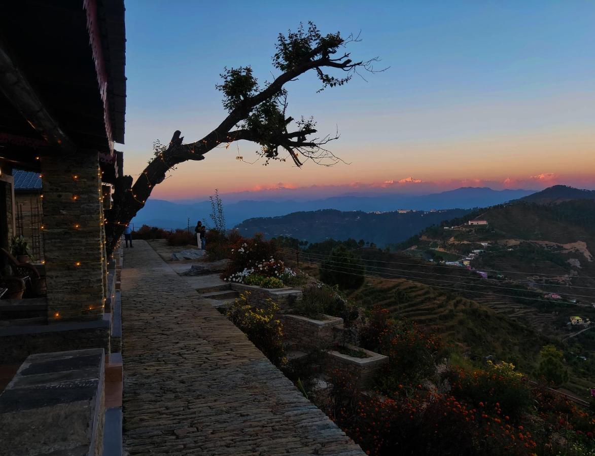 Meraki Huts Pauri エクステリア 写真