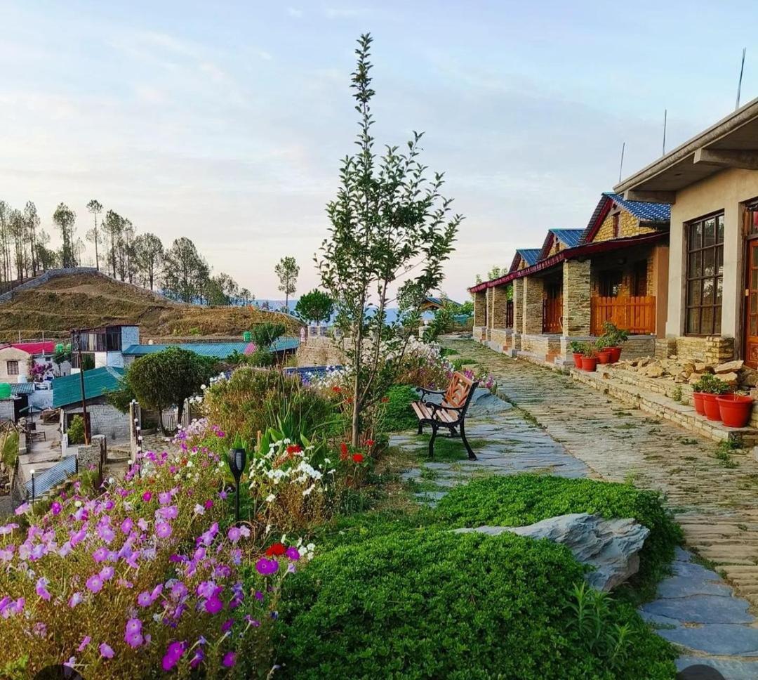 Meraki Huts Pauri エクステリア 写真
